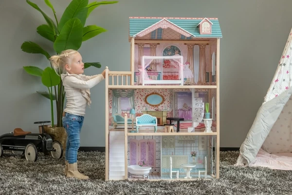 Suze is 3 jaar en 100 cm lang