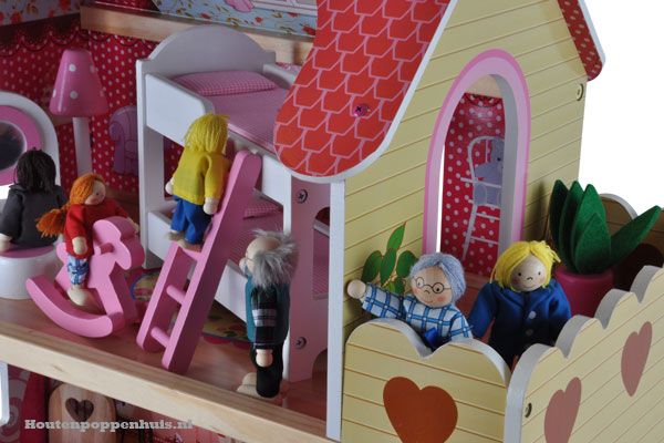 Optioneel: leuke poppenhuis poppetjes